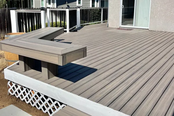 Custom wood and composite deck builder.